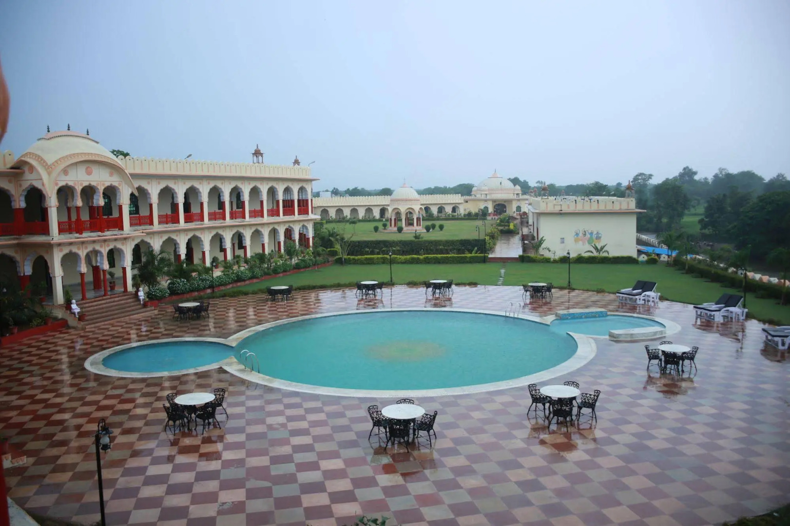 V Resorts Rajmahal Orchha