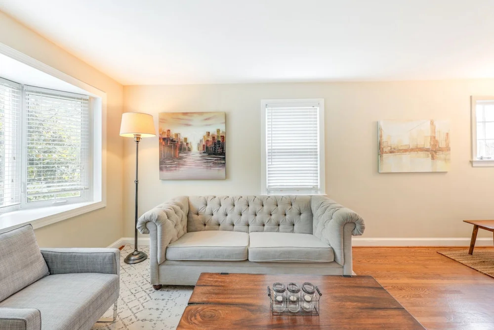 Modern Alexandria Townhome ~ 2 Mi to Old Town!