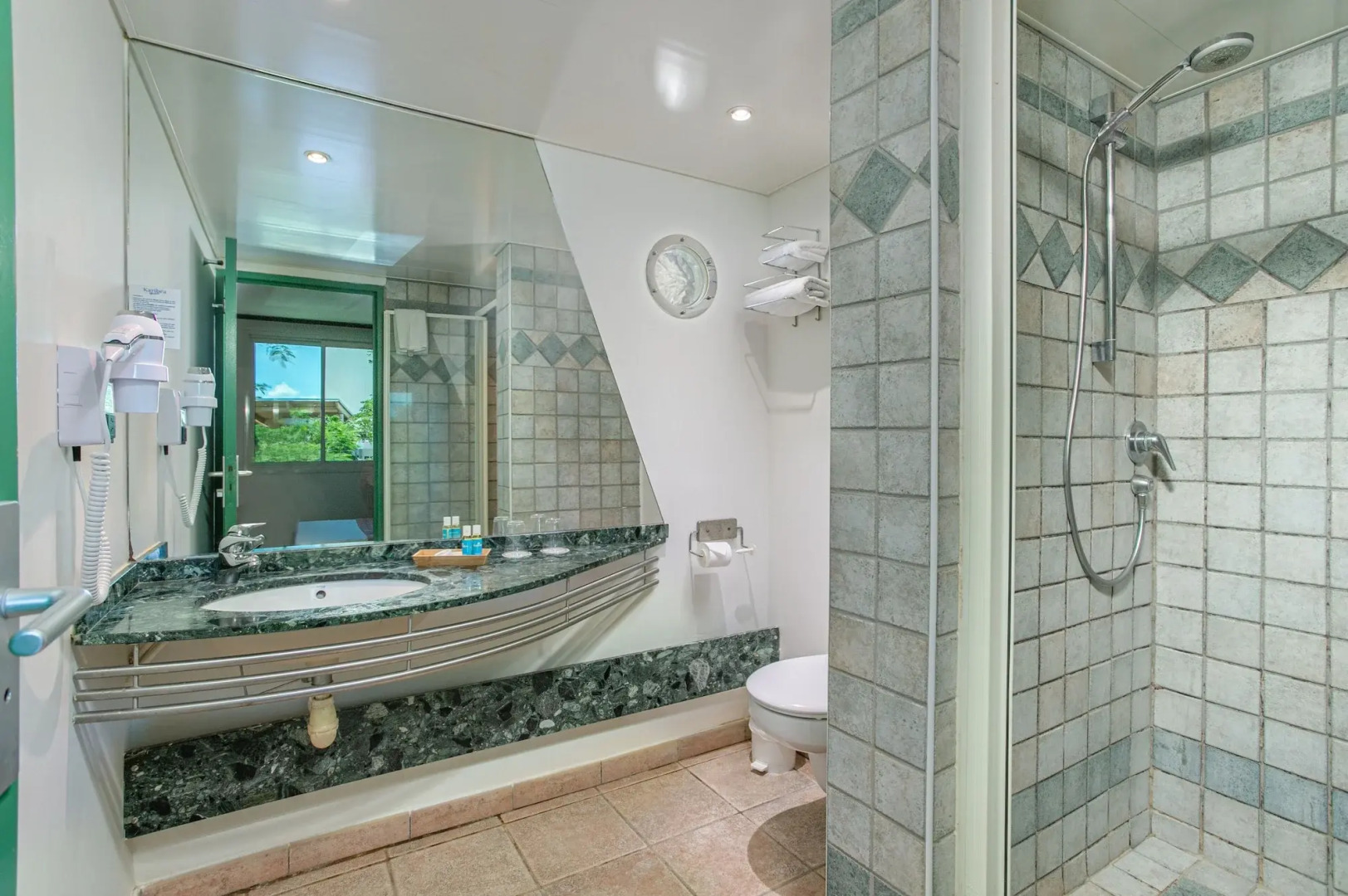 Zenitude Hotel Residences Le Salako