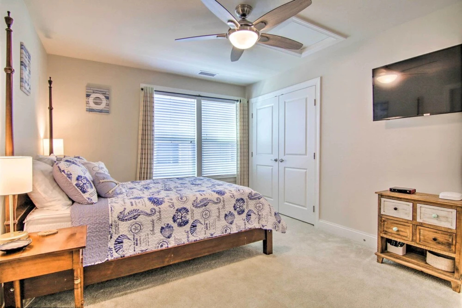 Resort Amenities & Screened Porch: Ocean View Home