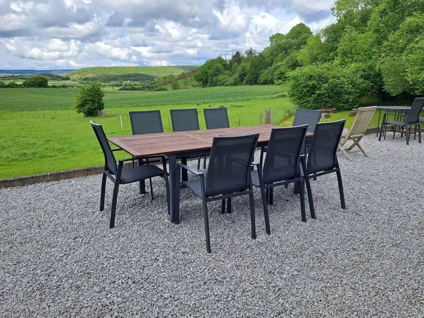 Holiday Home Viroinval for Seven Person