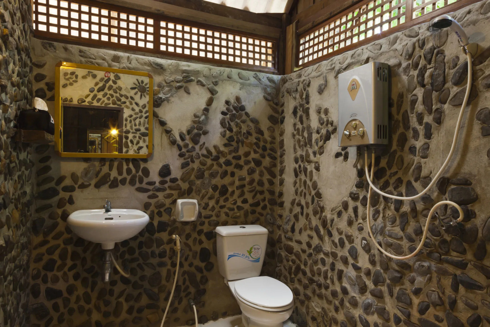 Khao Sok Riverside Cottage