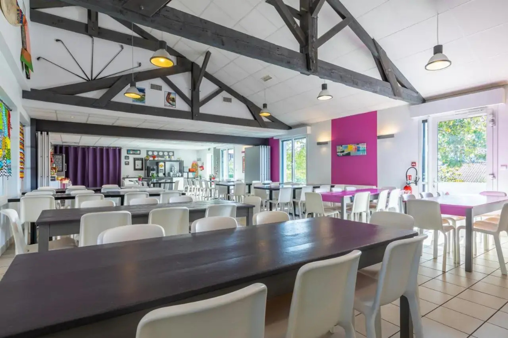 Bella Vista Guest Center Pays Basque