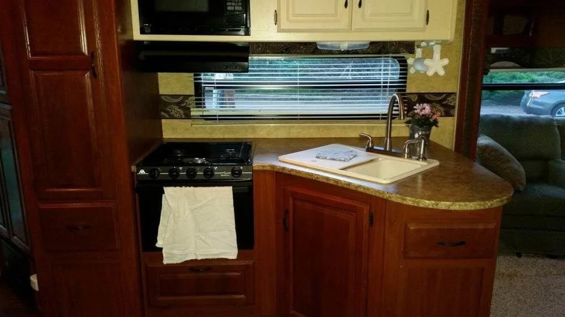 Lofty Living Bud and Breakfast