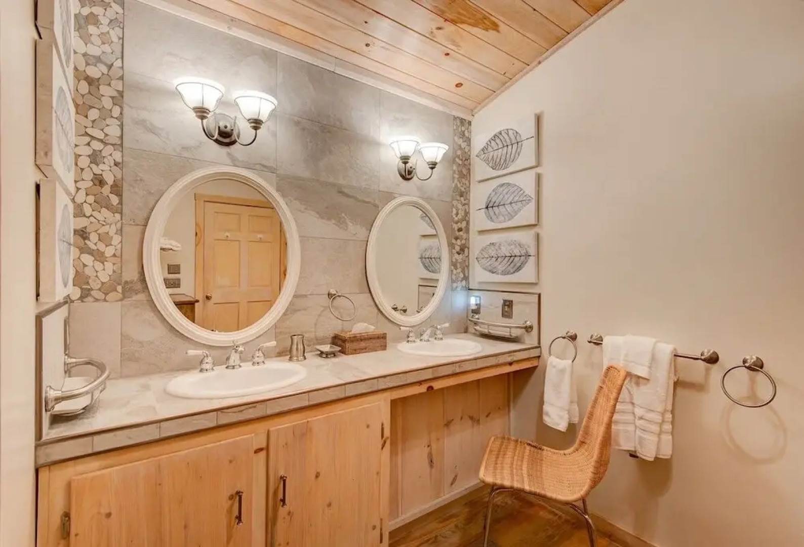 Heritage Hill Cabins