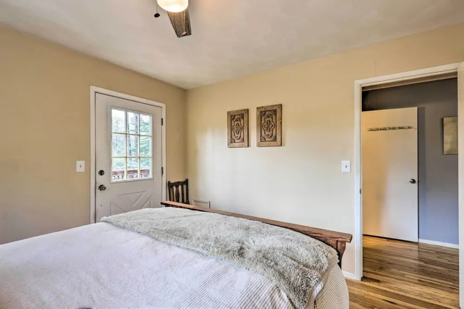 Prescott Home w/ Fireplace ~ 2 Mi to Downtown!