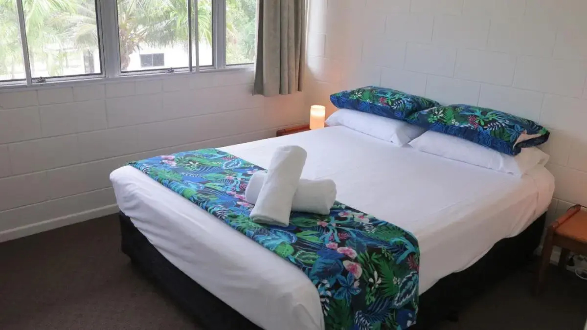 Paradise Apartments Unit 2