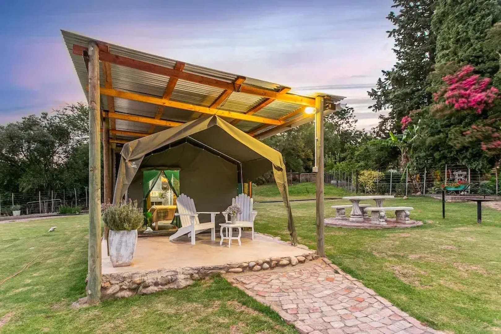 Schoemanshoek Glamping & Self Catering