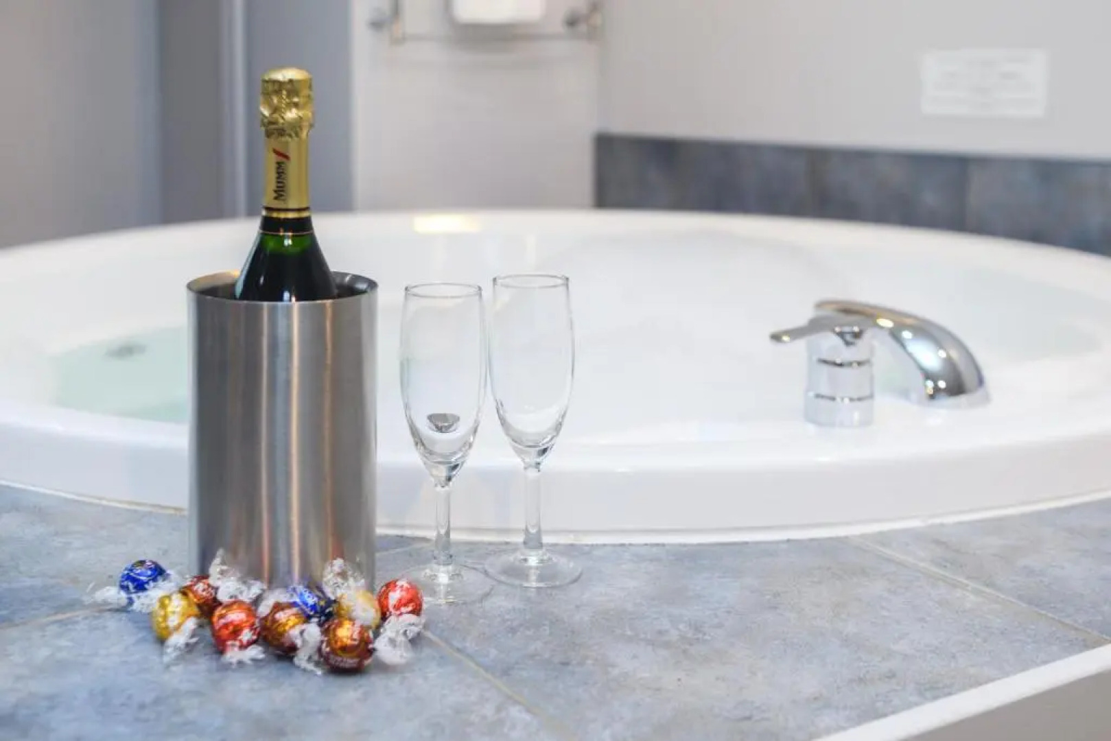 Aubyn Court Spa Motel