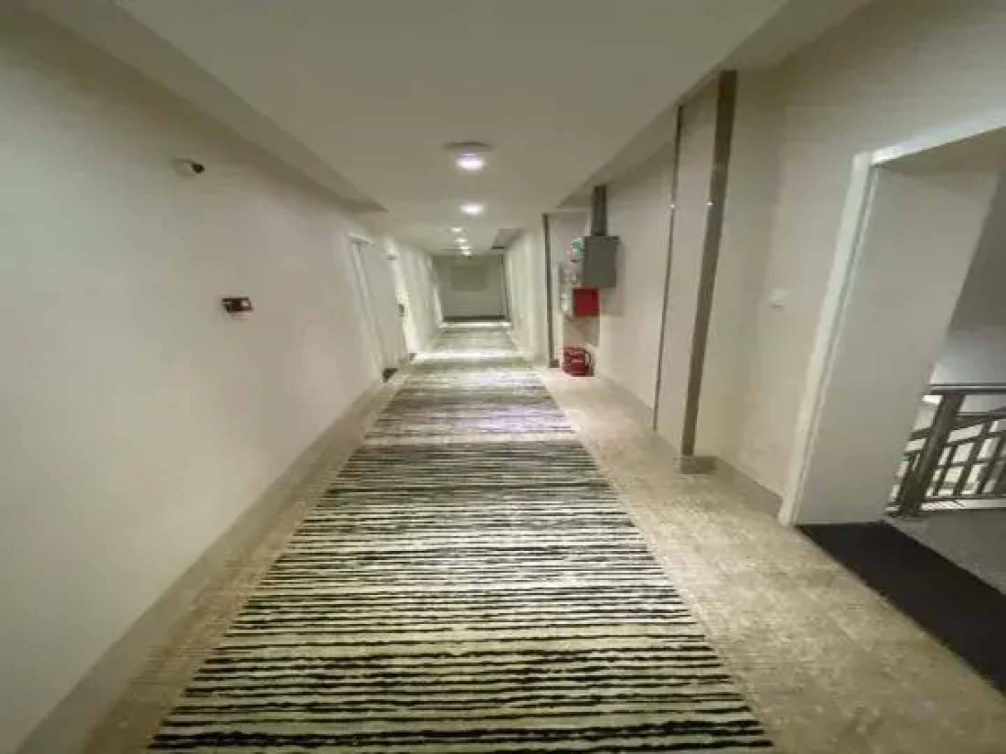 Super 8 Hotel (Beijing Qianmenzhu Shikou West Street)