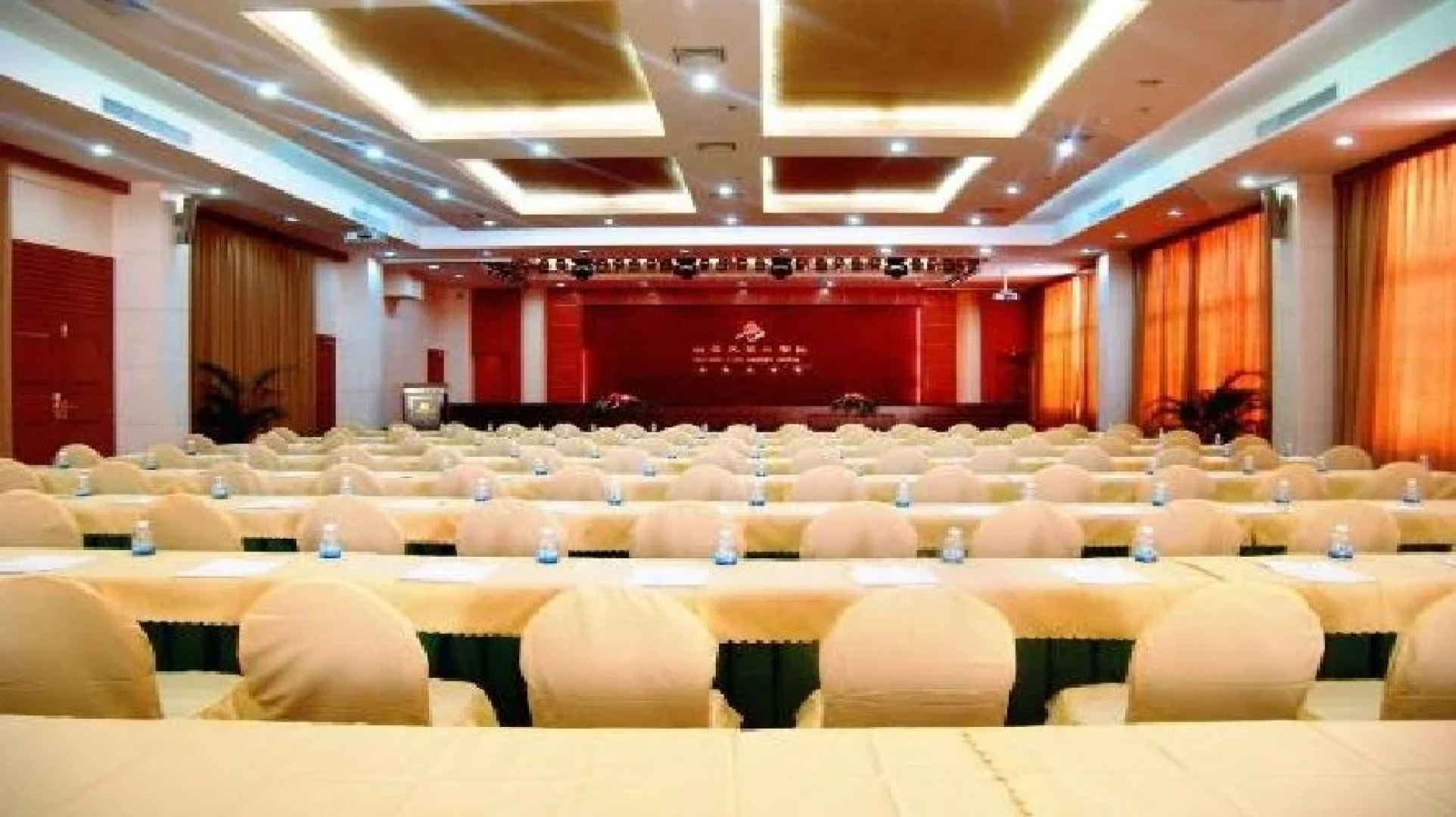 乳源白云天园林宾馆