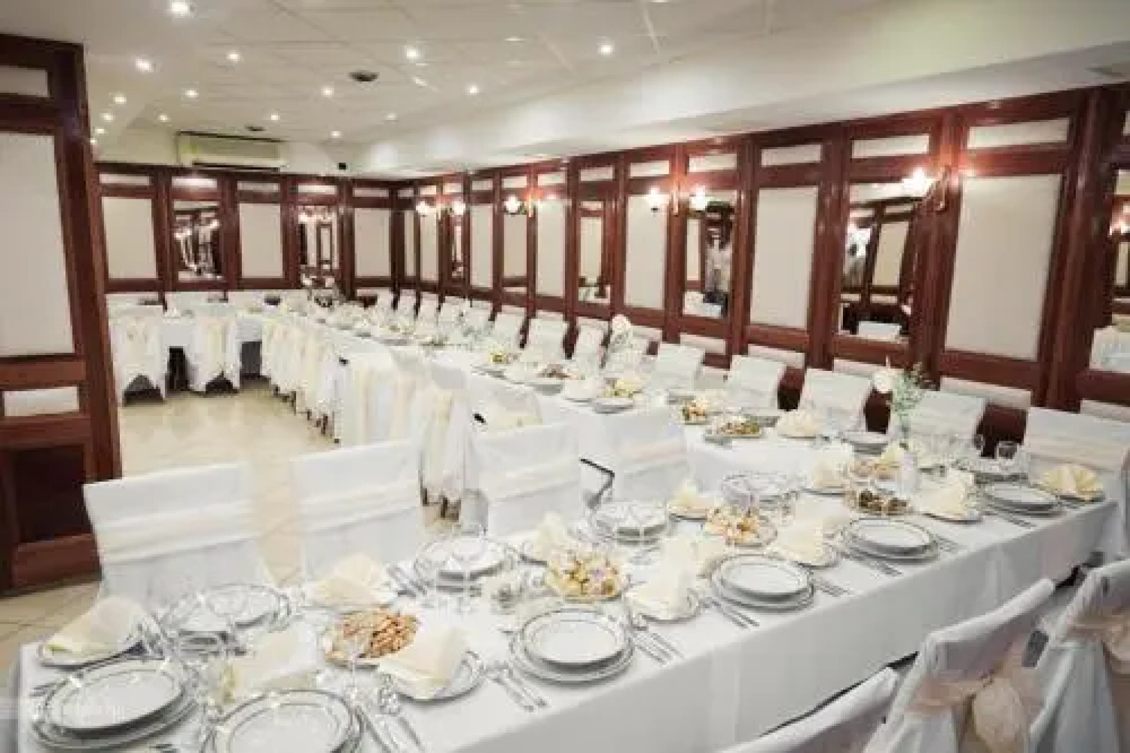 Szinbád Panzió és Étterem