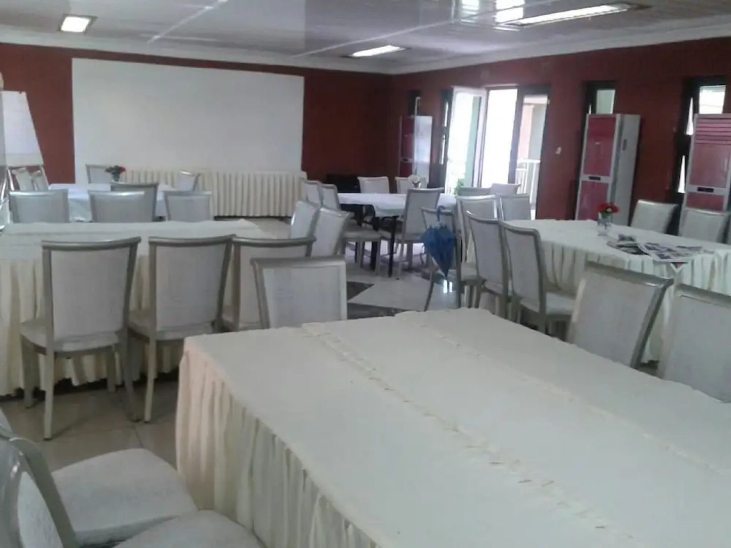 Gumare Executive Lodge