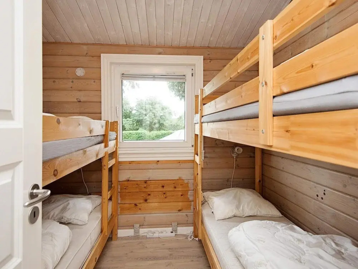 10 Person Holiday Home in Juelsminde-by Traum