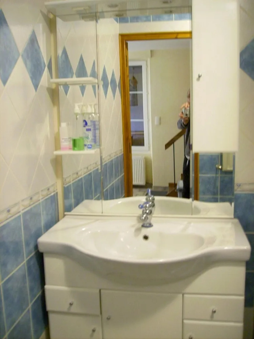 House With 2 Bedrooms in Chirens, With Enclosed Garden and Wifi - 25 k