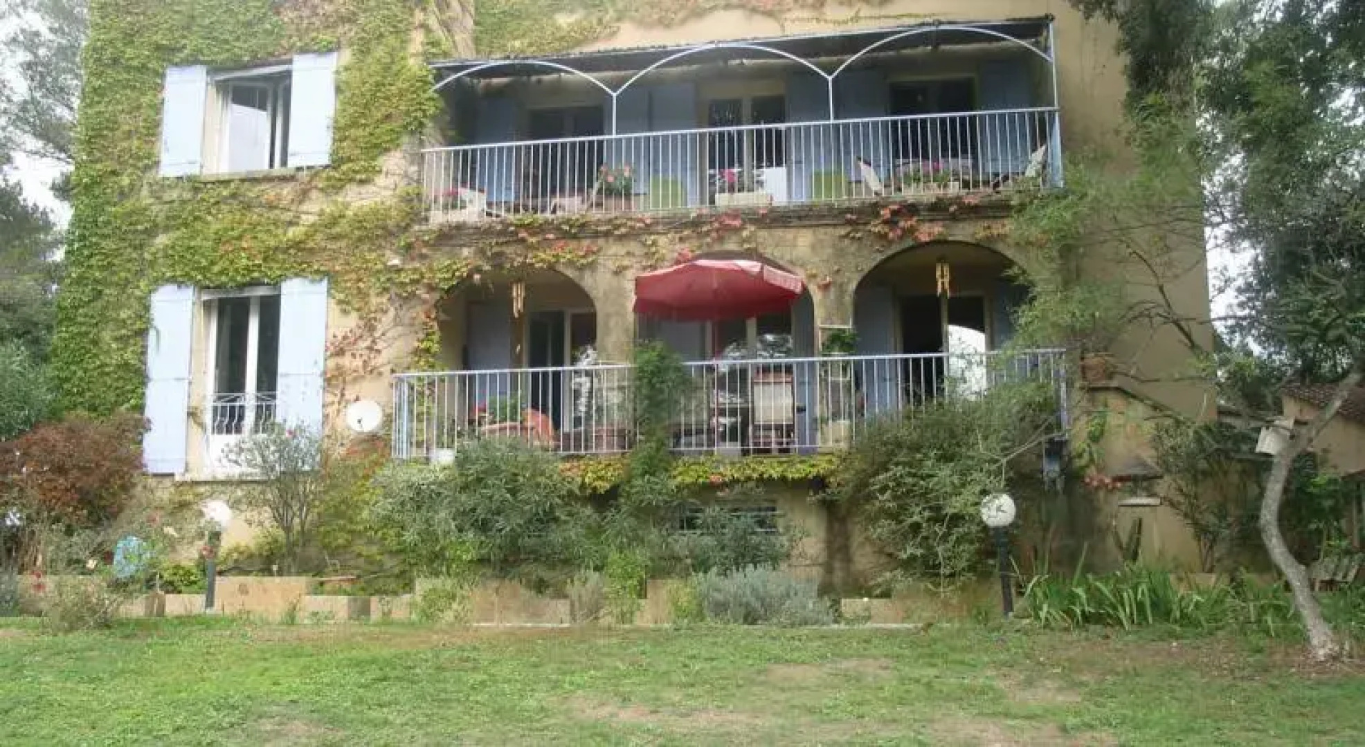 Chambres dHôtes La Terre des Lauriers