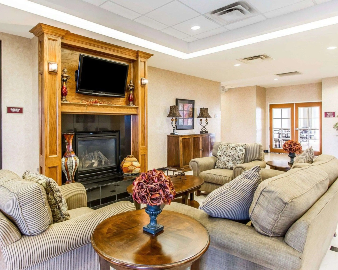 Spark by Hilton Shawnee