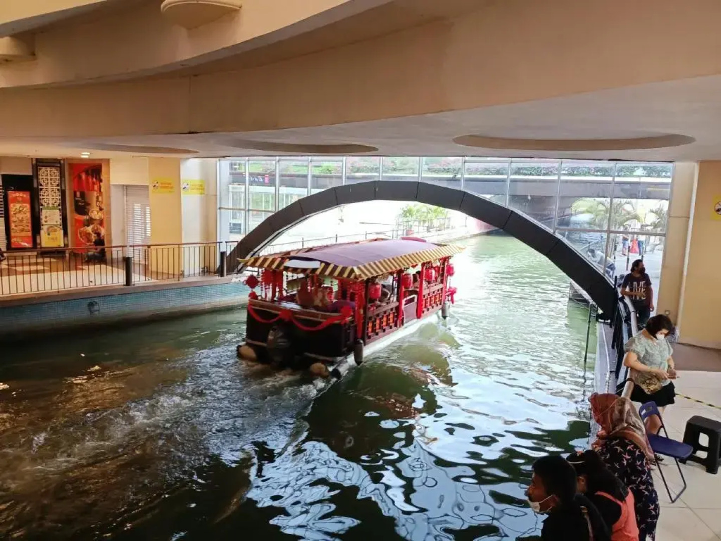 Lovely Mines Astetica Lake View Seri Kembangan 2BR