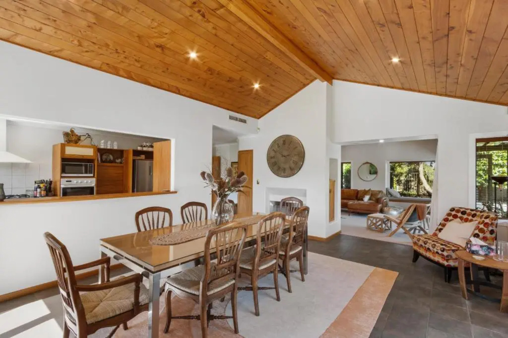 Hikanui Haven - Havelock North Holiday Home