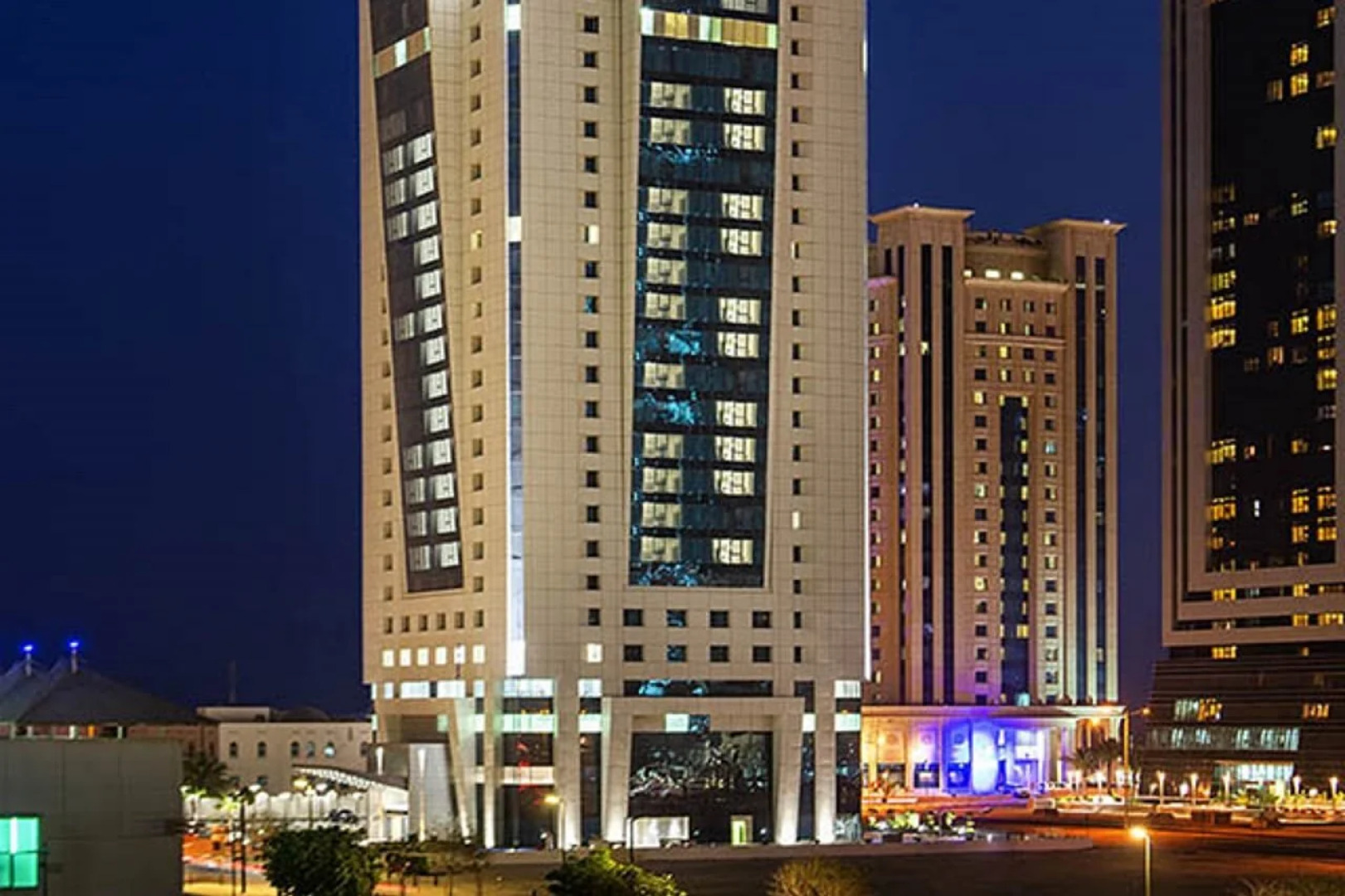 Centara West Bay Hotel & Residences Doha