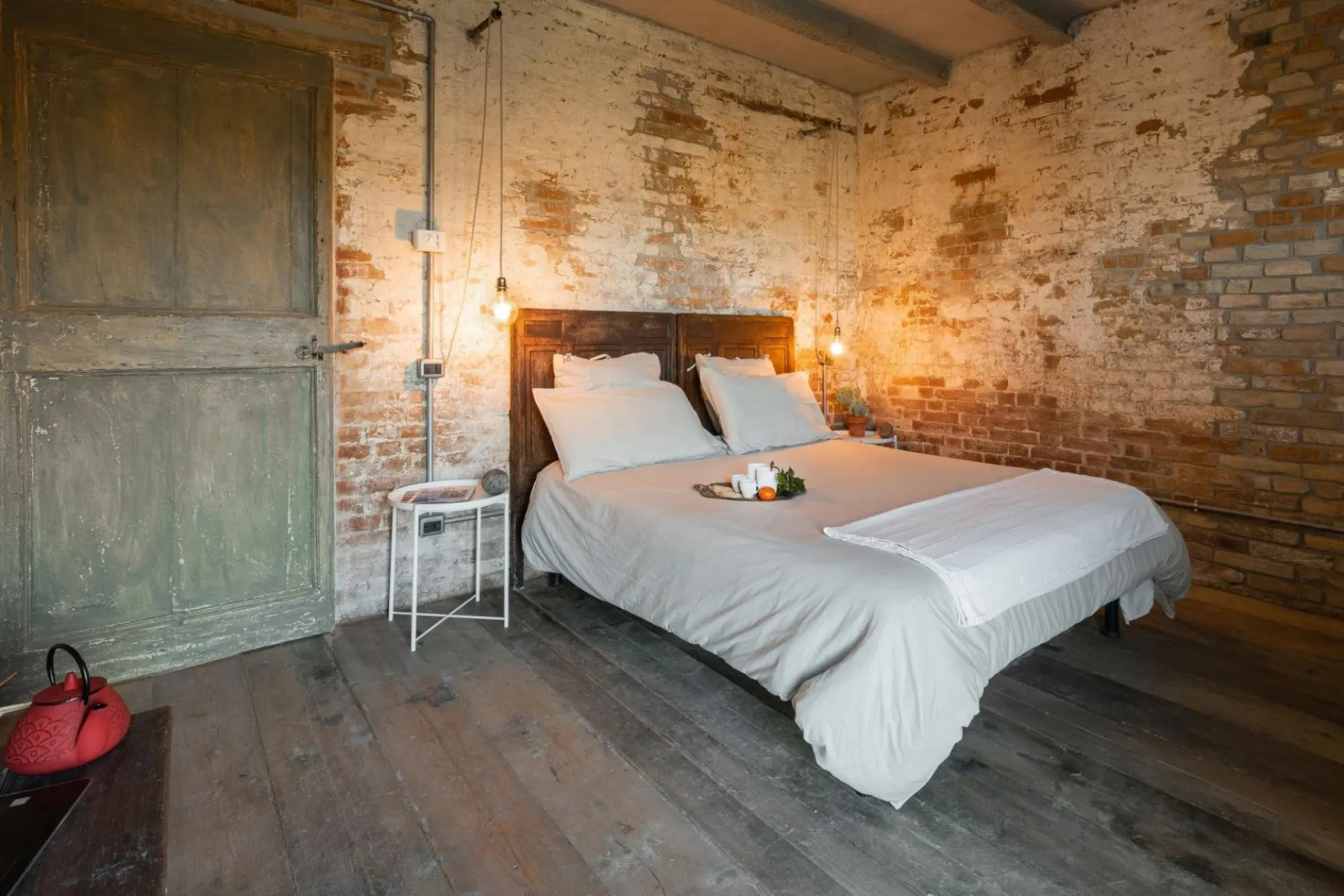 Charm and well-being in a rural setting. Dedicated to all those who seek comfort and style but love-Casa Rurale Botonto