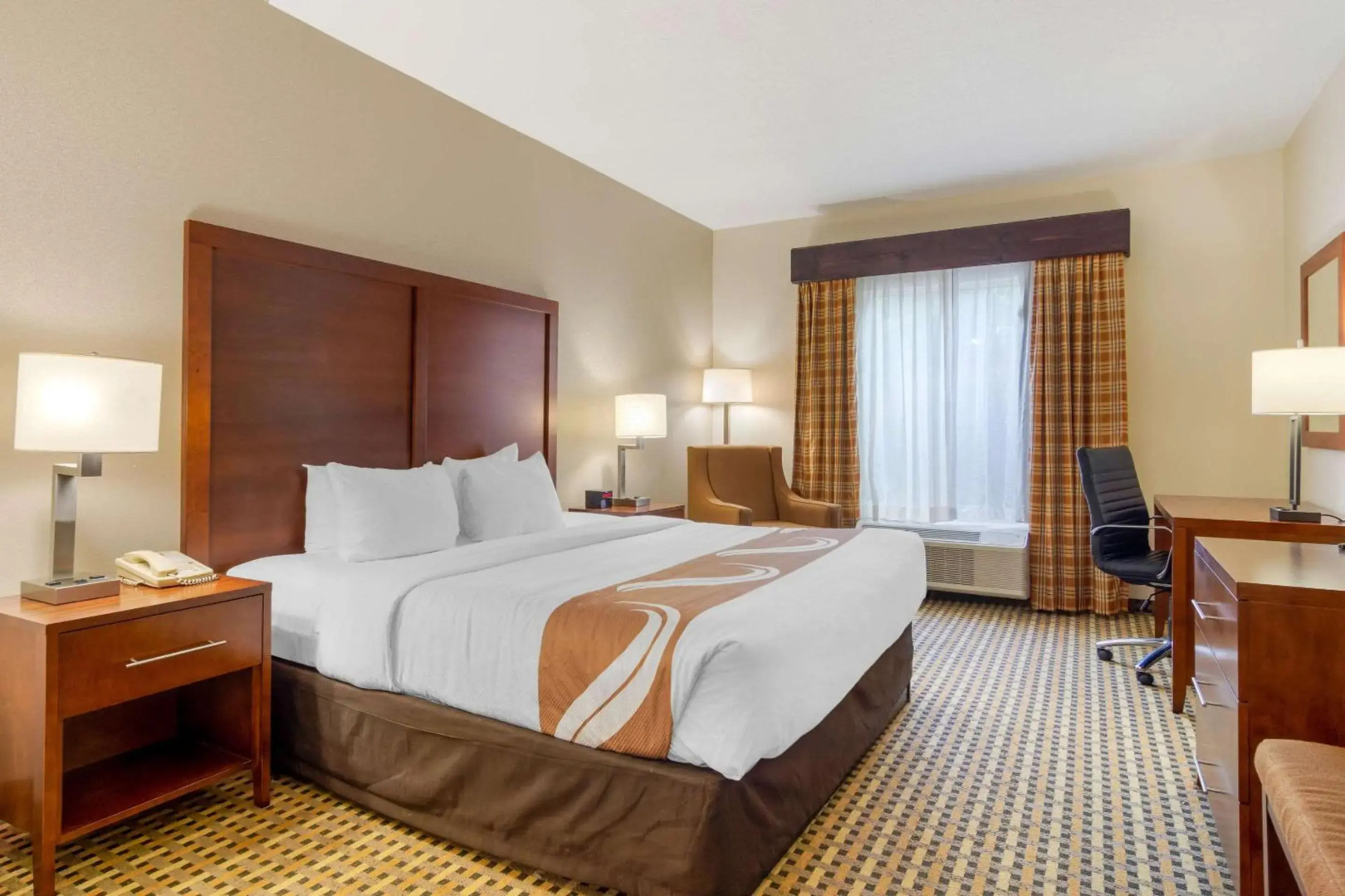 Quality Inn and Suites Decatur Atlanta East