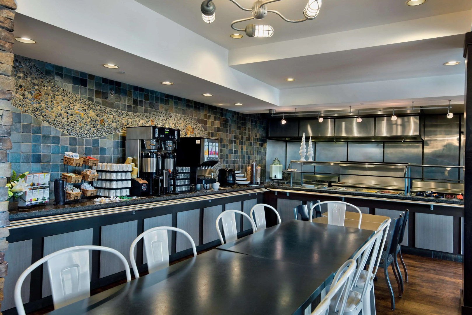 Oxford Suites Silverdale