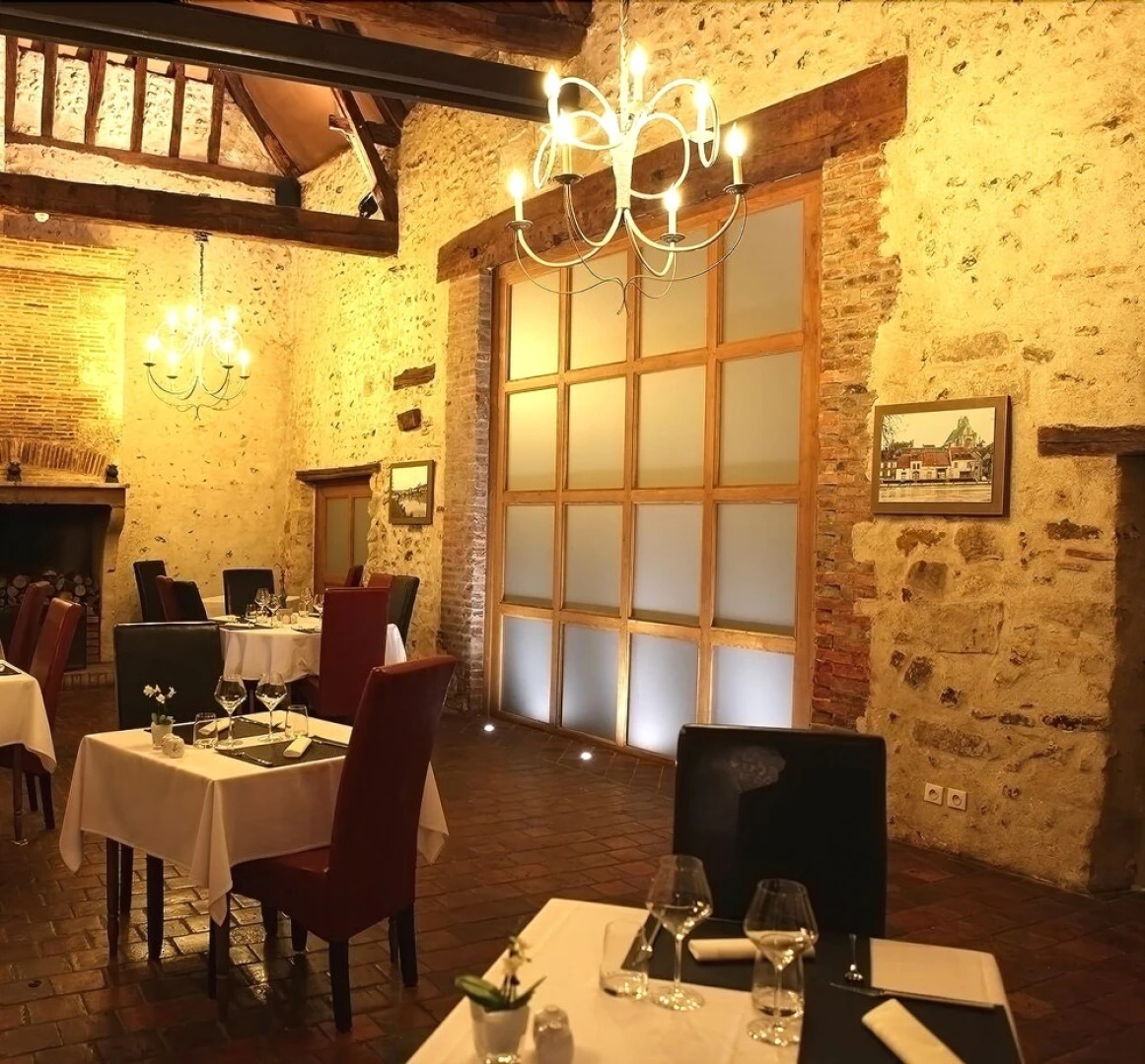 La Lucarne Aux Chouettes