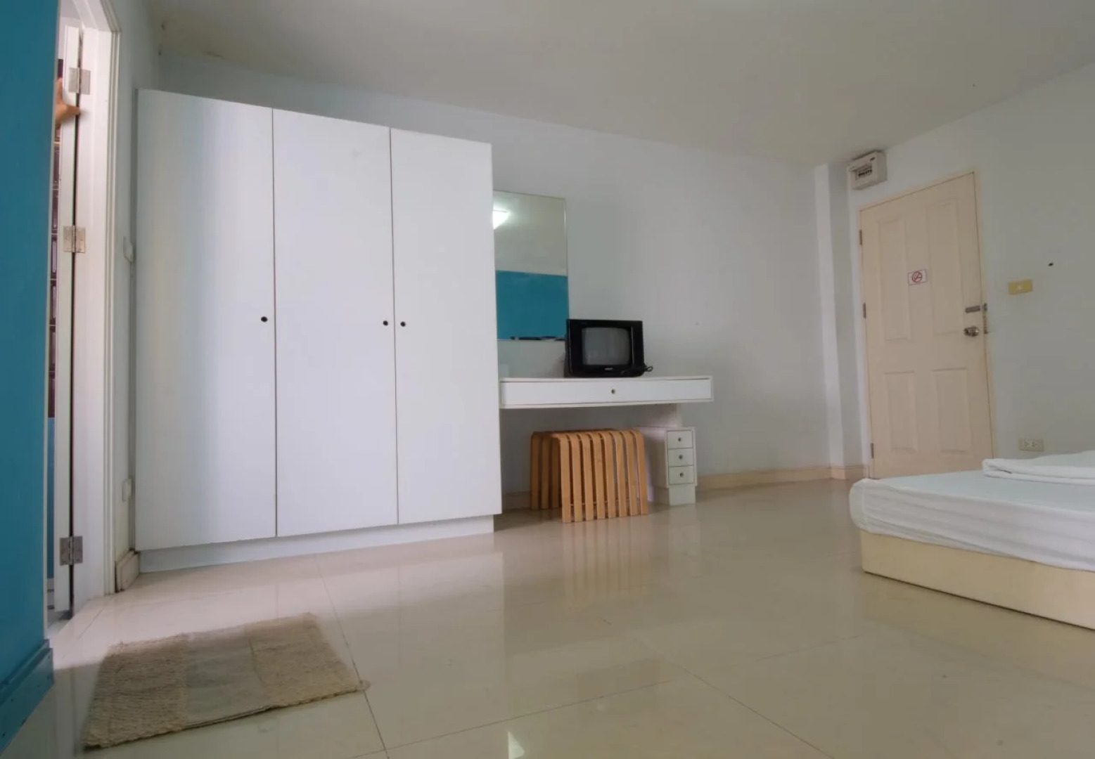 Silpsuvarnabhumi Apartment