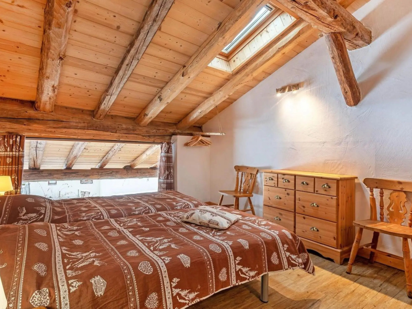 Pretty Chalet With Sauna & Skiing Nearby