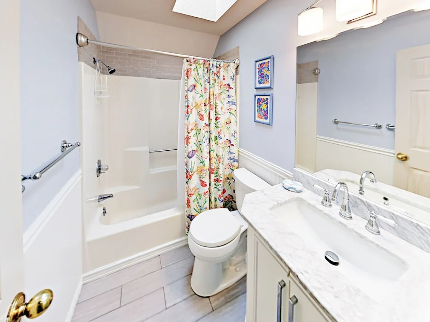 1027 North Sea Bridge Court Home 3 Bedrooms 2.5 Bathrooms Home