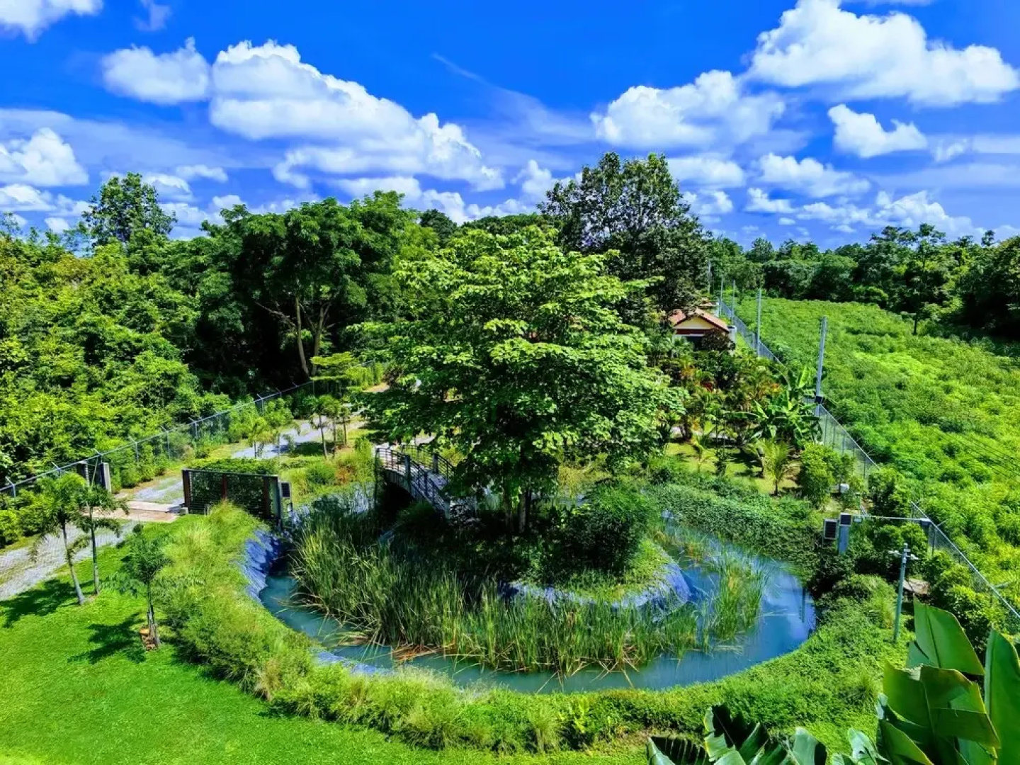 Isan Golf & Adventure Hotel