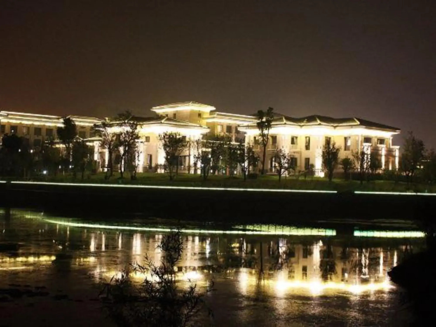 Yunhai Jianguo Hotel