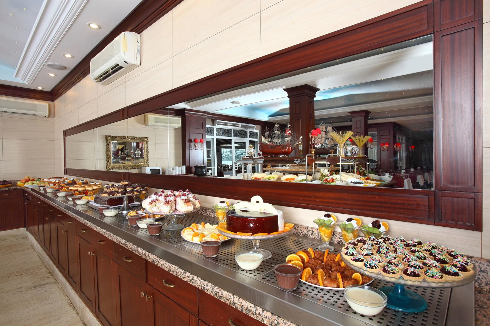 Cactus Mirage Family Club