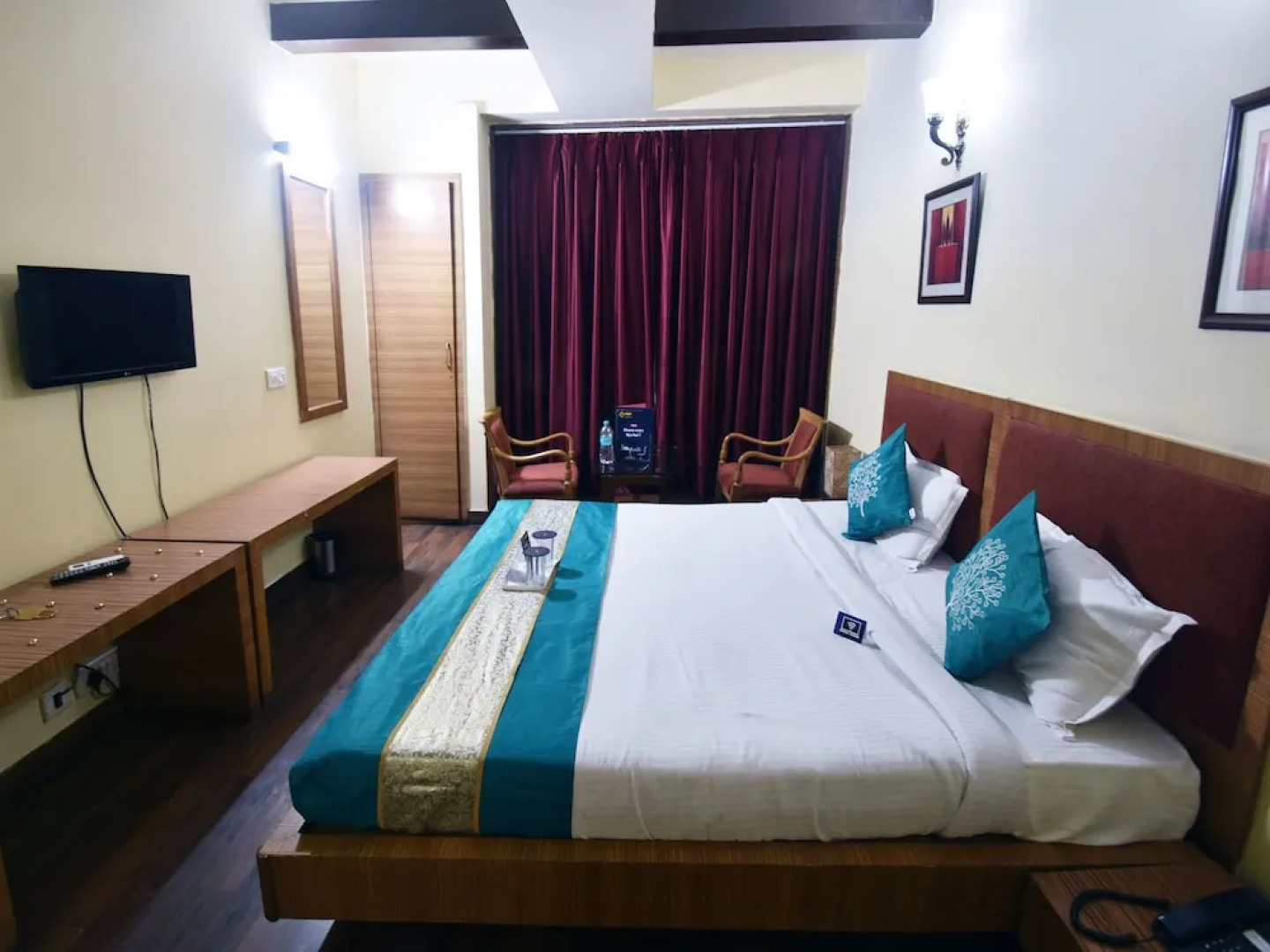 OYO 3412 Hotel Moti Mahal