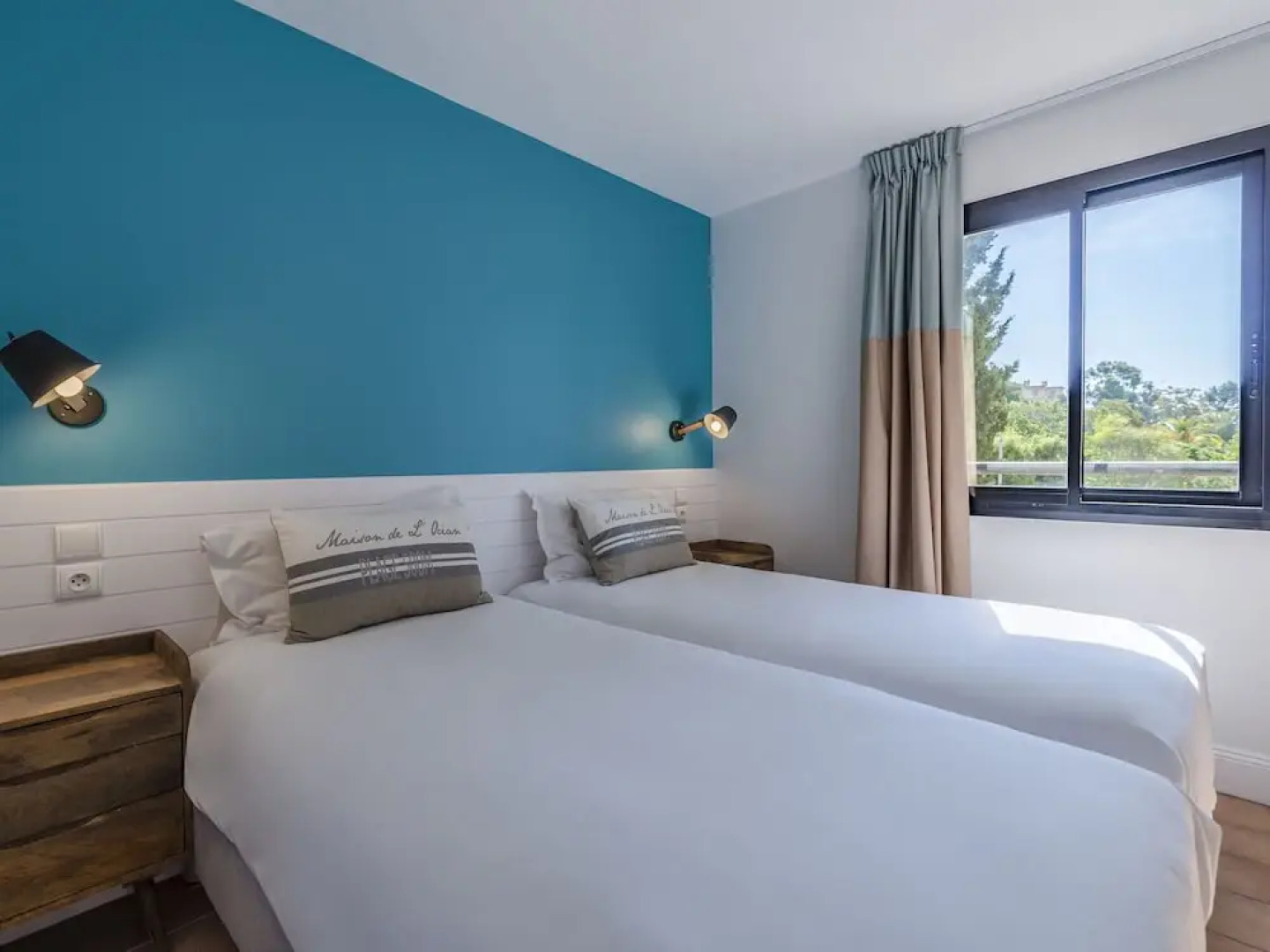 Stylish apartment with AC, located on a beautiful bay