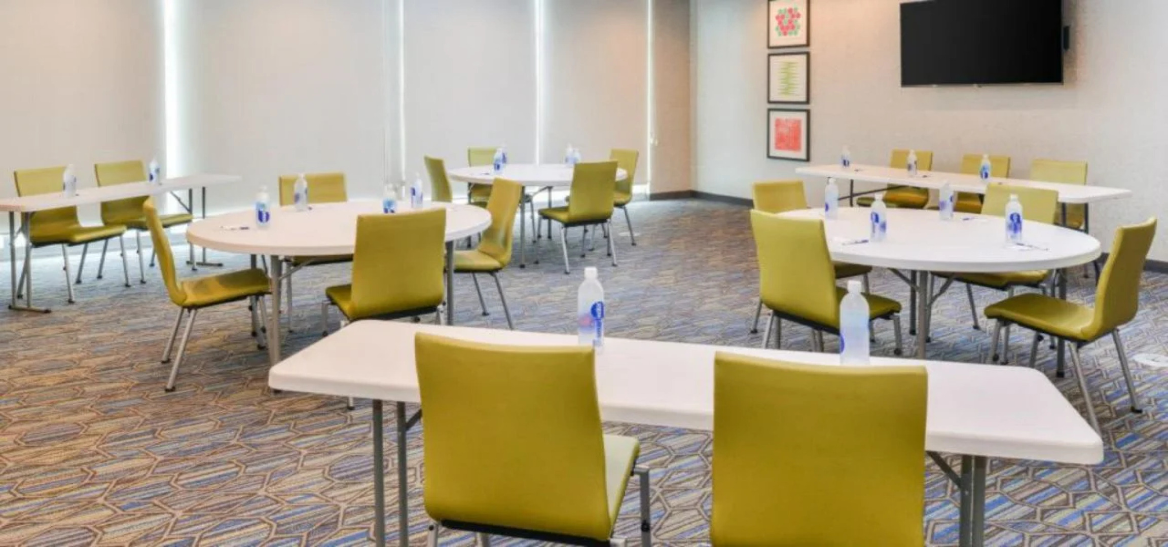 Holiday Inn Express Alliance by IHG