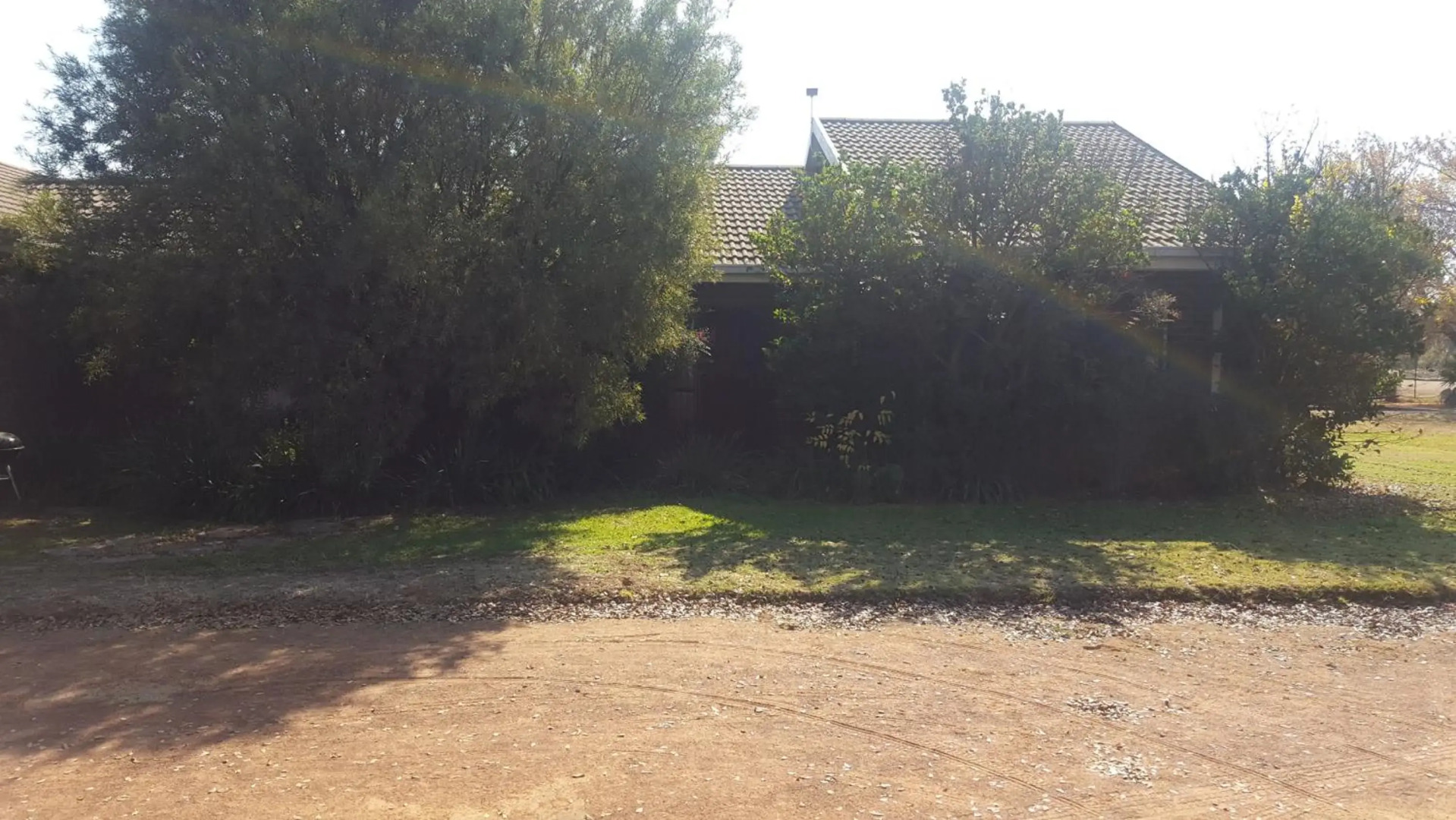 House and Cottage Manor