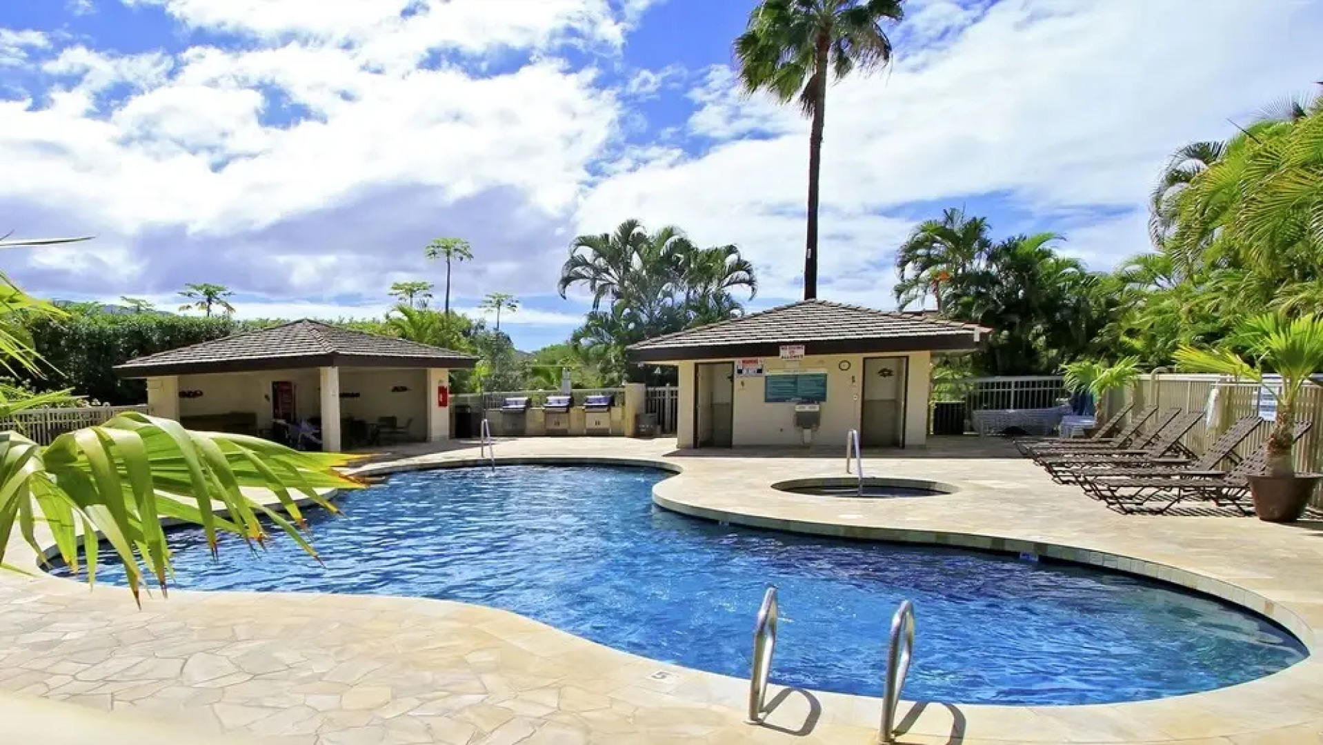 Maui Banyan Q306 In Kihei