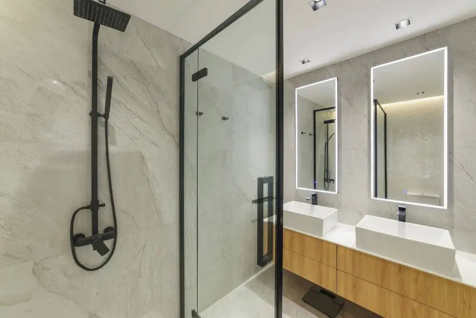 Allure #502 - 2bd By Zenbreak