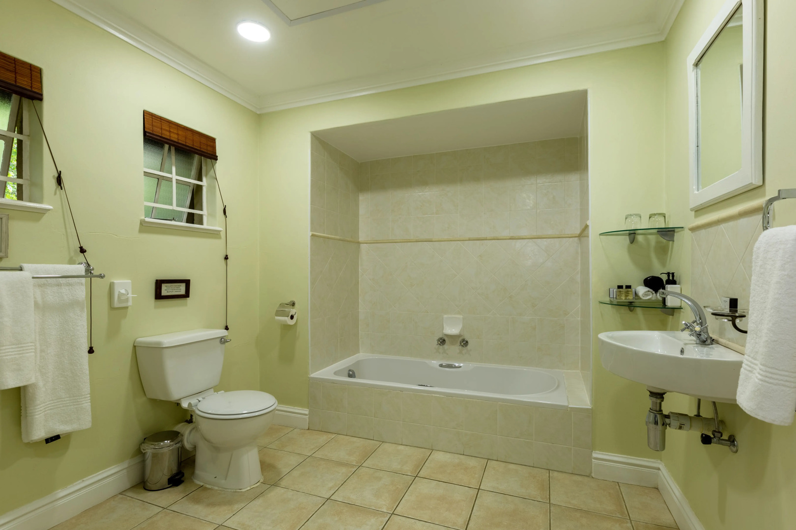 Moorcroft Manor Boutique Country Hotel