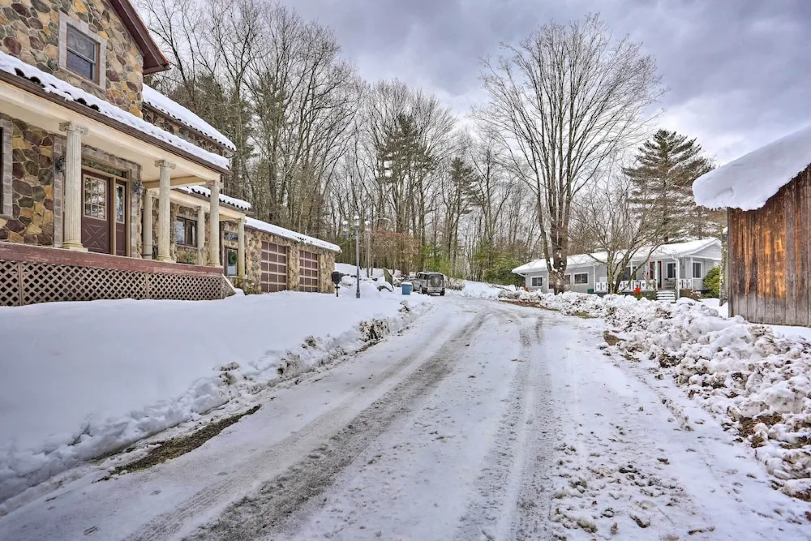 1 Mi to Lake Wallenpaupack: Spacious Poconos Villa