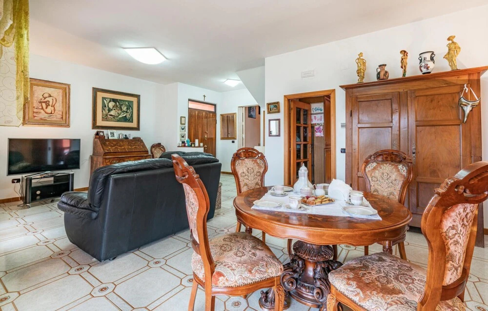 Nice Home in Martinsicuro With 4 Bedrooms and Wifi