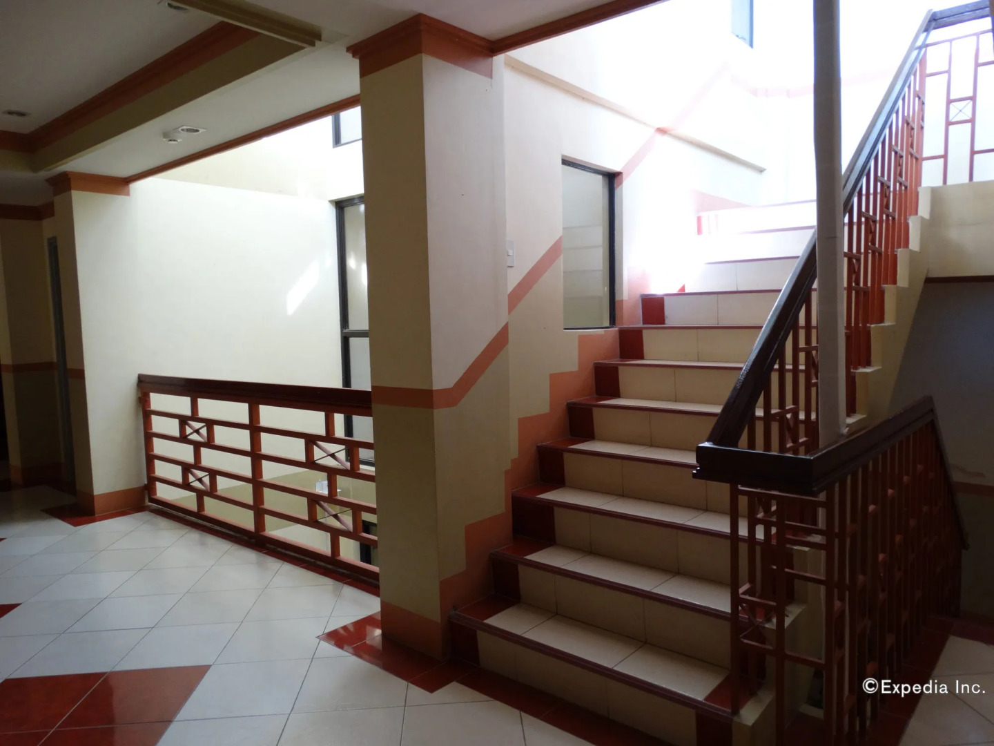 Imperial Ridge Pension House