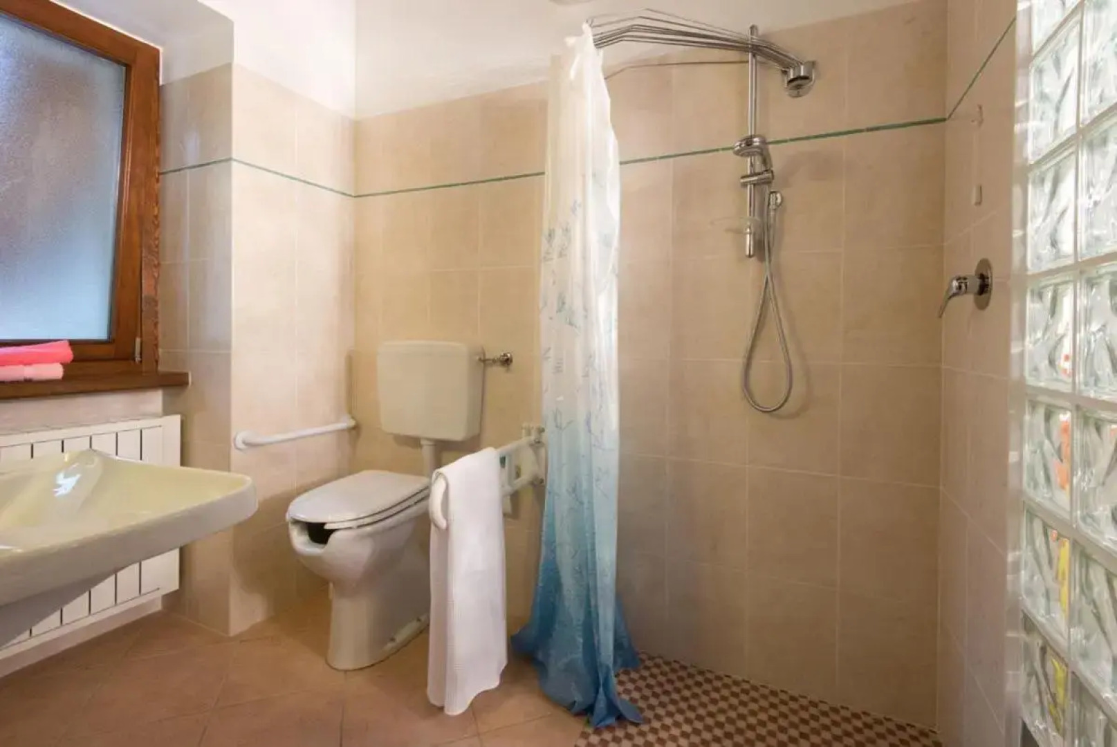 Residence Joy Center