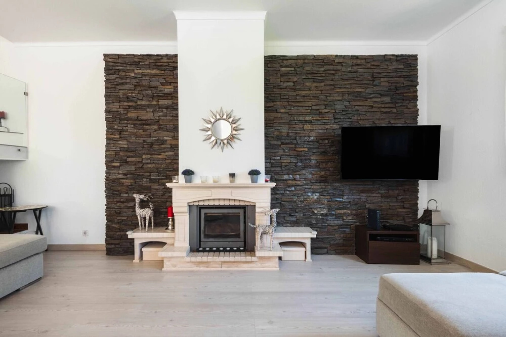 Sesimbra Stylish Villa by Homing