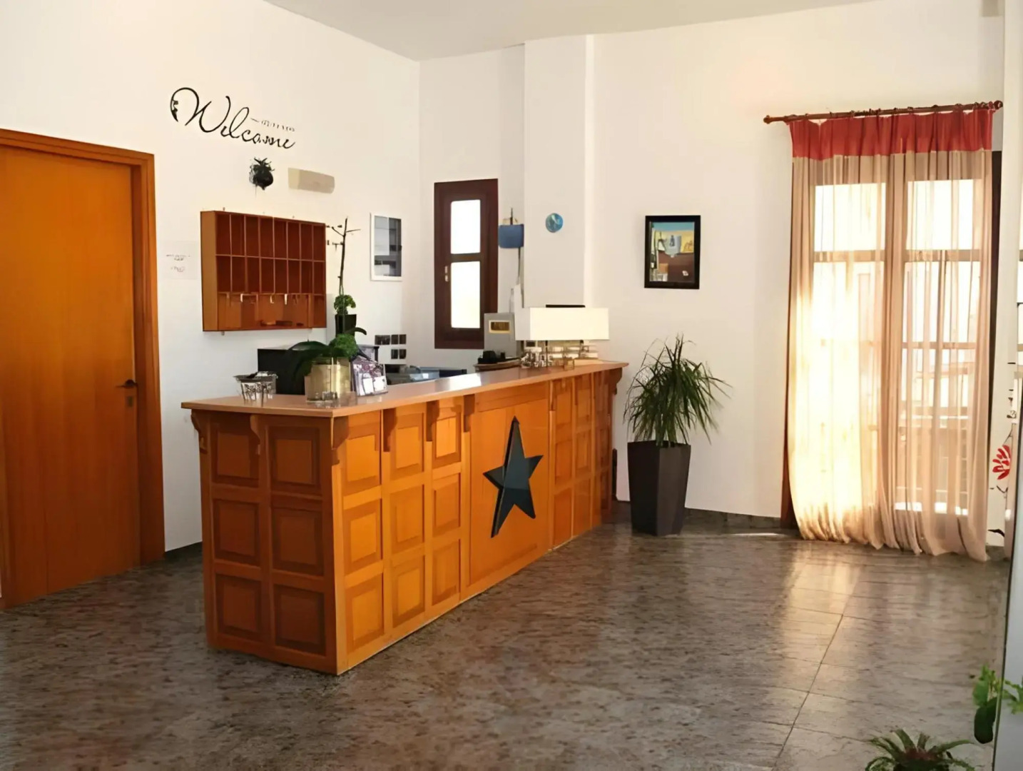 Asteri Hotel