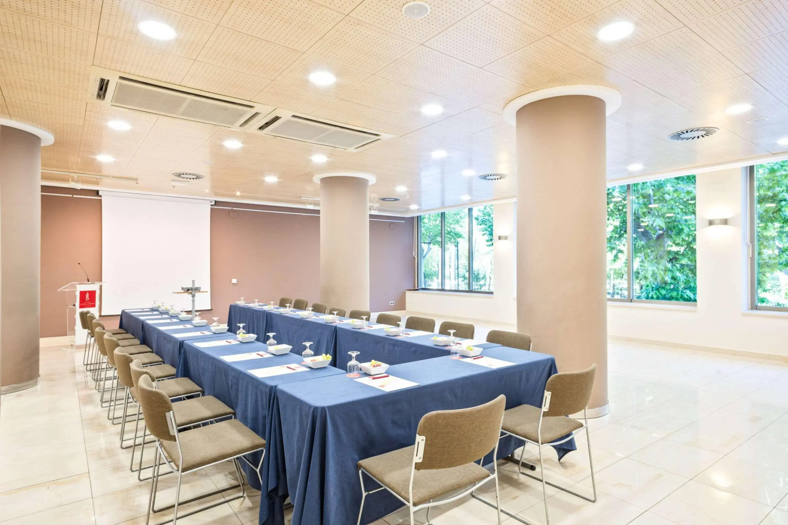 Hotel Sercotel Los Llanos