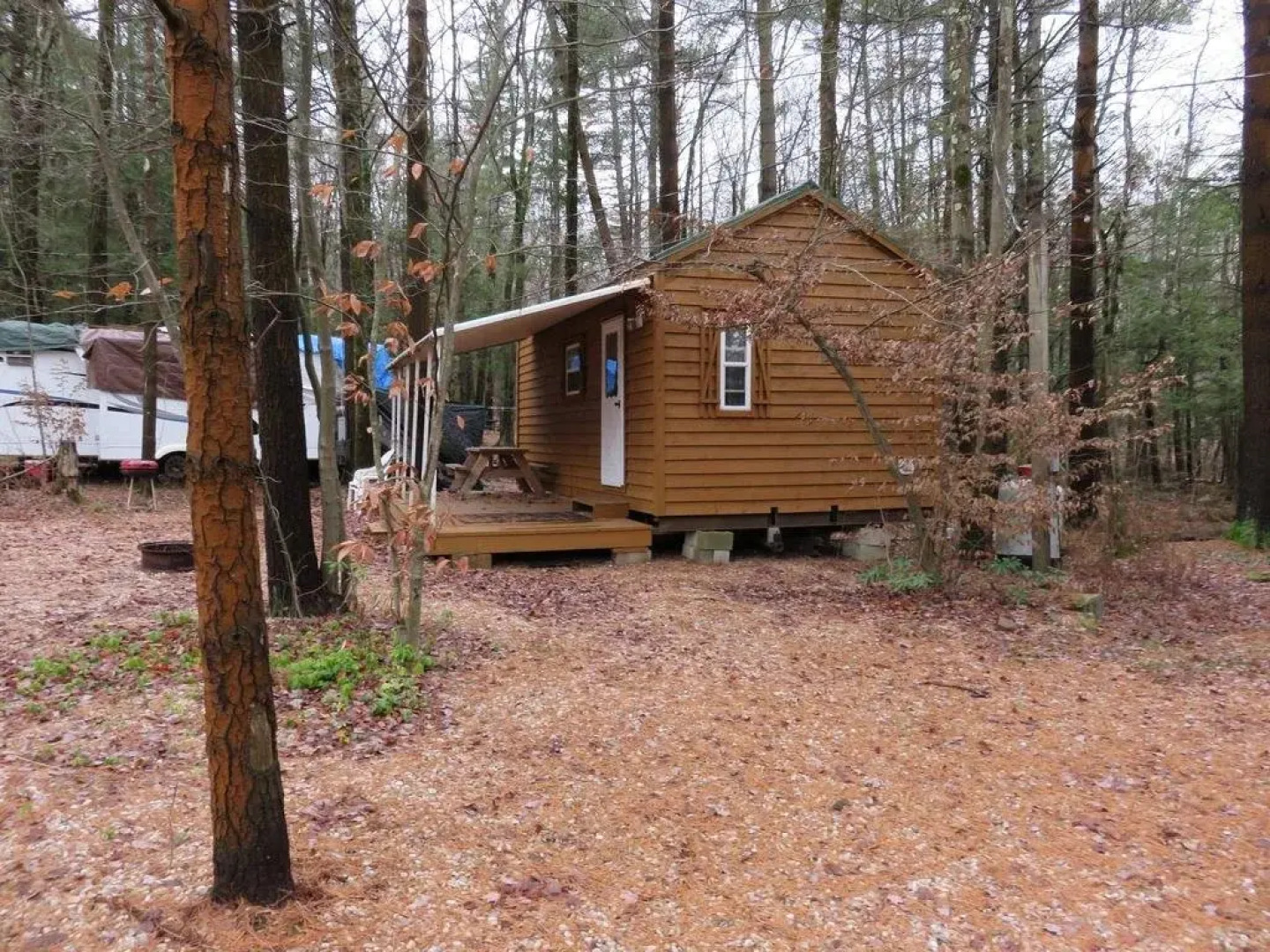 White Pines Campsites - A Cruise Inn Park