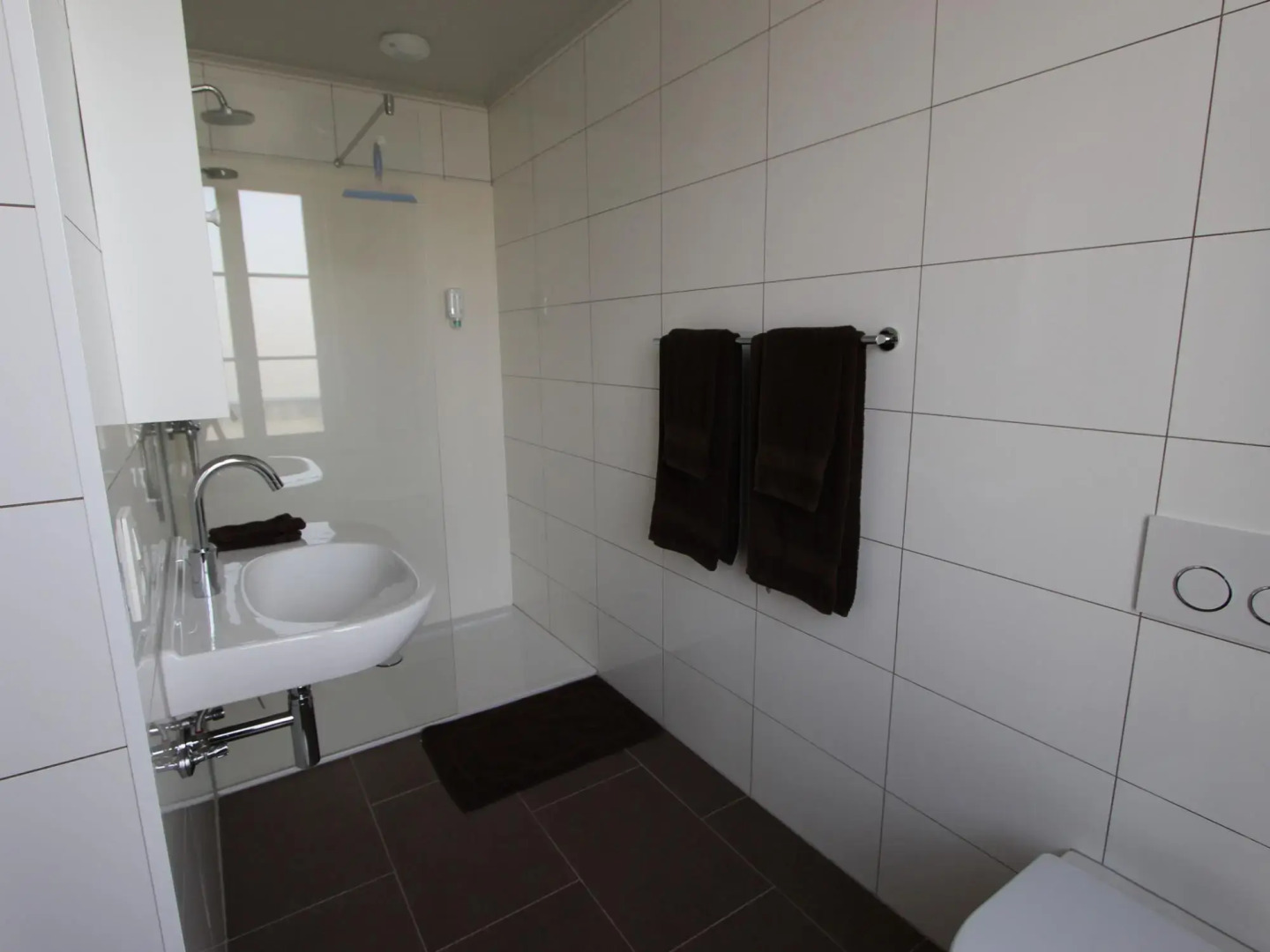 Heritage Castle in Bar-sur-Seine near River